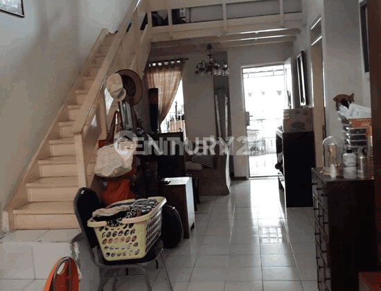 Rumah Dekat Taman Budaya Klaster Vanesia Sentul City