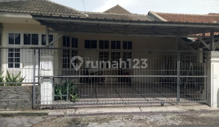 Paviliun di Buah Batu Cijagra Lingkungan Tenang