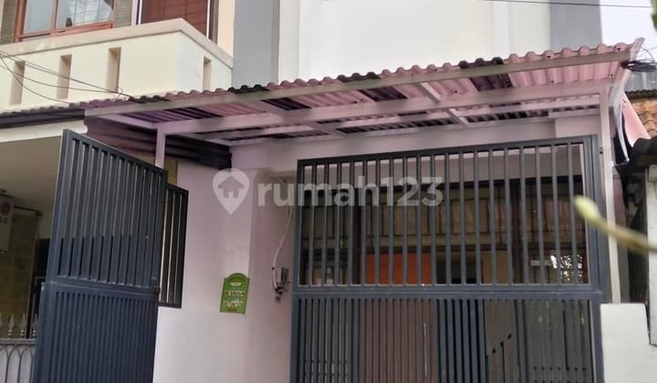 Rumah di Sayap Ciateul Full Renov