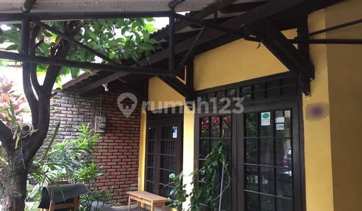 Strategic House in Antapani Near Griya