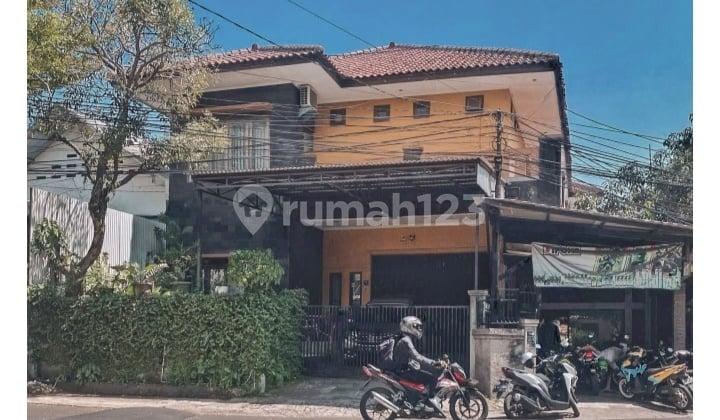 Strategis Murah Rumah dan Toko Siap Huni Jalan Utama Komplek Mekarwangi 