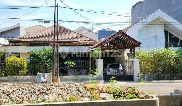 Dijual Rumah 360M2 Manyar Kertoadi Surabaya Timur