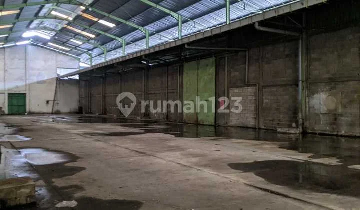 Disewakan Gudang 800 M2 Margomulyo Wingbox Kontainer Disewakan Gudang 800 M2 Margomulyo Wingbox Kontainer