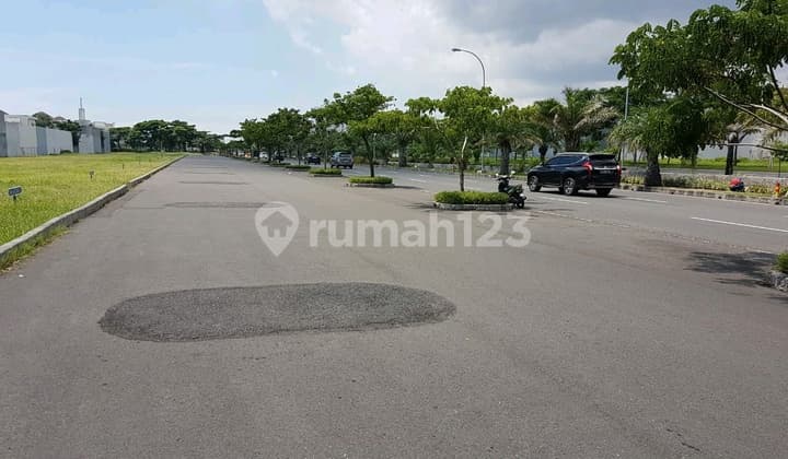 Disewakan Tanah Komersial Long Beach Pakuwon City 208 M2 Mulyosari