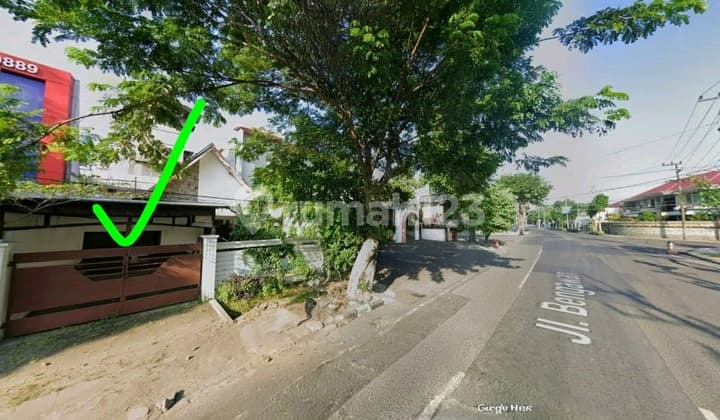 Disewakan Rumah Komersial Bengawan 270 M2 Pusat Kota