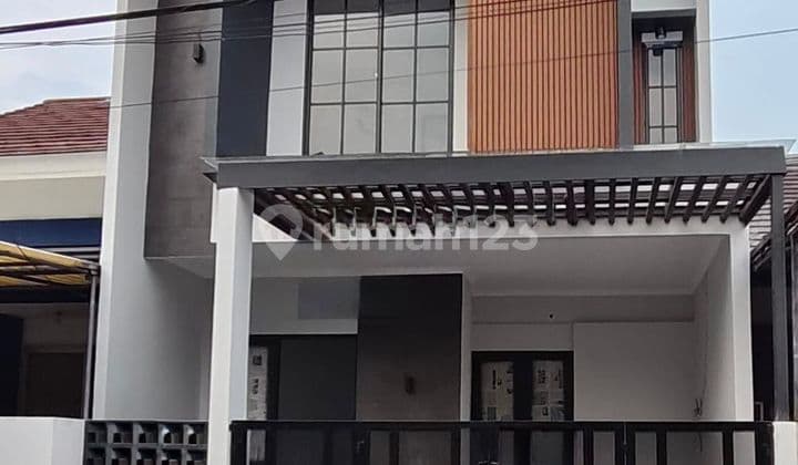 Dijual rumah 2 lantai luas 6x15 90m2 di cluster ifolia harapan indah Bekasi