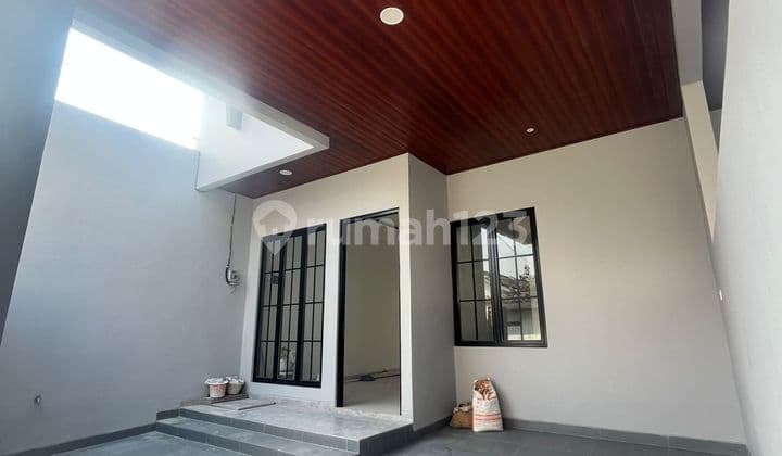 Dijual Rumah Baru Minimalis di Bulevar Hijau Kota Harapan Indah Bekasi