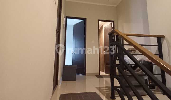 For Sale 2-Story House in Summarecon Bekasi Cluster