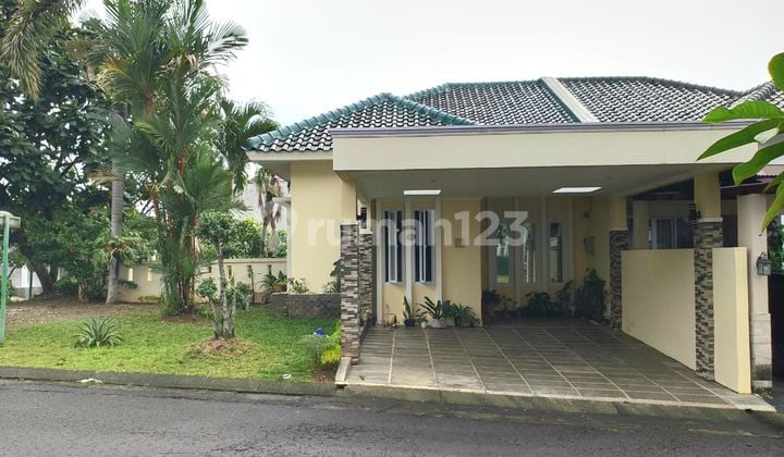 Rumah Exclusive Bukit Golf Hijau Sentul City Lingkungan Asri Hook