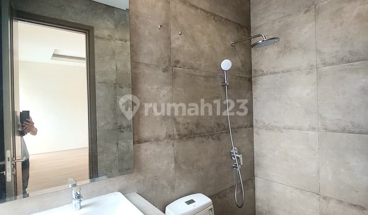 Brand New Rumah Exclusive Puri 11 Heritage Karang Tengah Akses Tol Langsung Min Sewa 2 Tahun