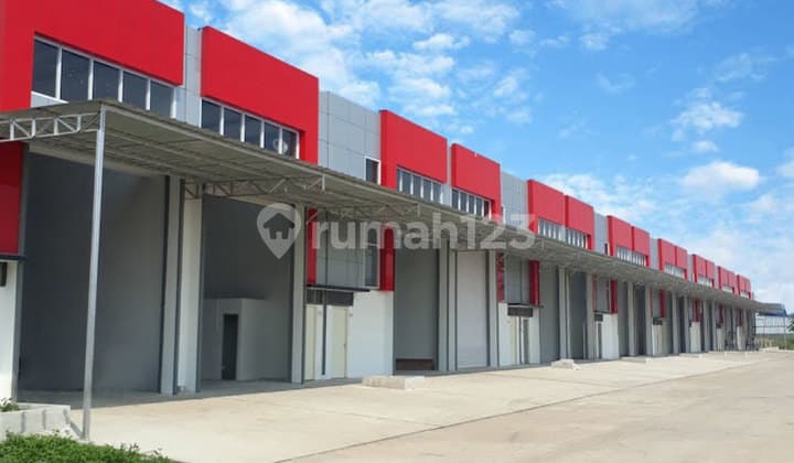 GUDANG IZIN INDUSTRI SIAP PAKAI, UKURAN LENGKAP, HARGA VARIATIF LOKASI STRATEGIS DEKAT BANDARA AKSES TOL