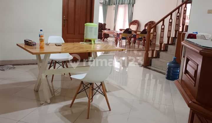 For Rent House in Kayu Putih, East Jakarta