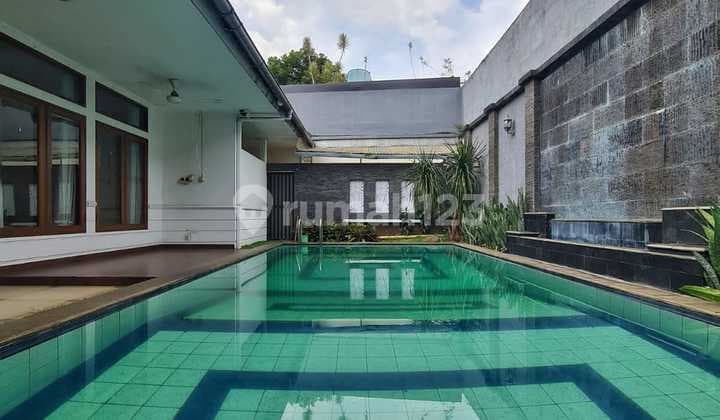 Rumah Bagus di Pondok Indah Jakarta Selatan