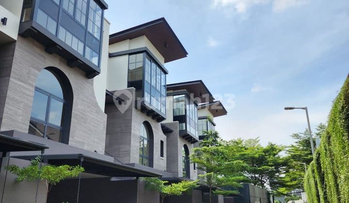 Town House di Cilandak Jakarta Selatan