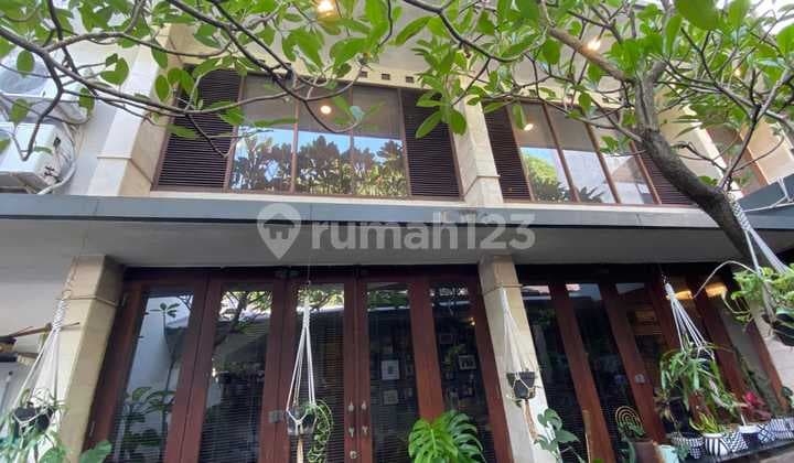 Rumah Bagus Siap Huni Di Jl Kebayoran Baru