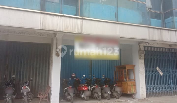 Ruko 3 lantai depan hanna restoran jalan ahmad yani
