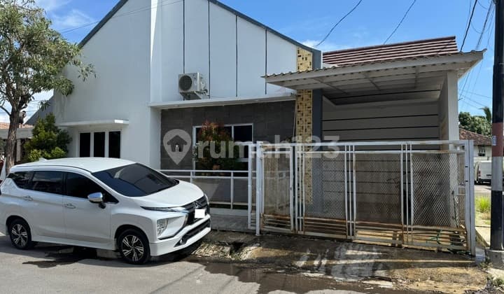 Hunian Bagus Sekali Take Over Metro CIlegon