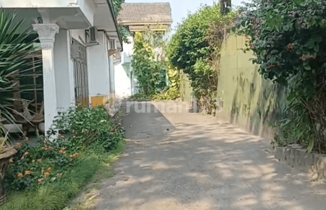 Lahan Plus Gudang Jalan di Panjaitan Pagebangan