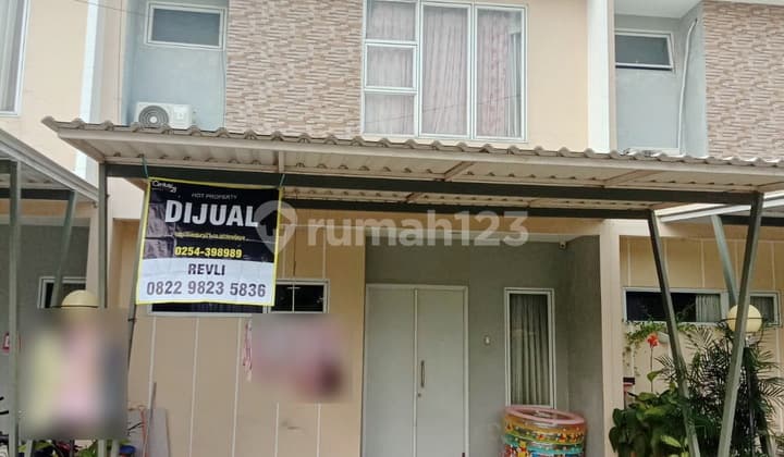Hunian Bagus 2 Lantai Komplek Elit Emerald Lake