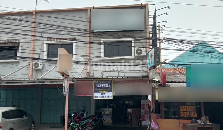 Nice Strategic Shop House on Tripjamaksari Road