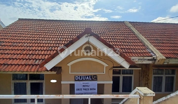 Hunian Bagus Semi Furnished Palm Hills Jalan Flamboyan