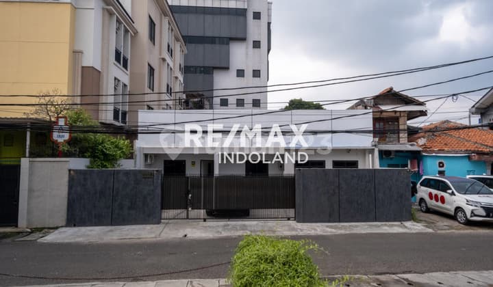 Rumah Kost Strategis 1 Lantai Di Mampang Prapatan Jakarta Selatan