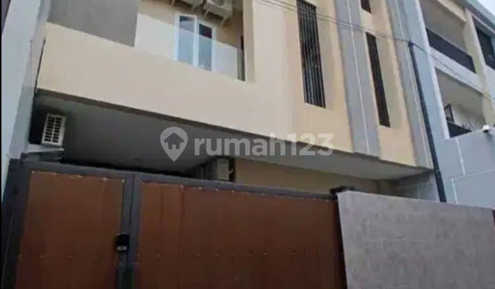 Jual Rumah Kost Brand New 3 Lantai 30 Kamar Siap Untung di Kemanggisan Jakarta Barat