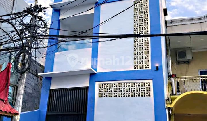 Rumah Kost Strategis 3 Lantai Full Occupancy Siap Untung di Tanjung Duren Jakarta Barat