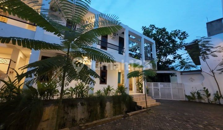 Jangan Biarkan Uang Anda Tidur! Kamar Kost Premium Okupansi Rate Tinggi Hanya 200Jt, Ring 1 Ipb Dilalui Angkot, Fully Furnished Dikelola Developer Pioneer Apartkost Dramaga Bogor, Saatnya Investasi Properti yang Bekerja Keras untuk Anda!