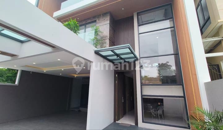 Citraland Luxury House with Private Lift West Surabaya