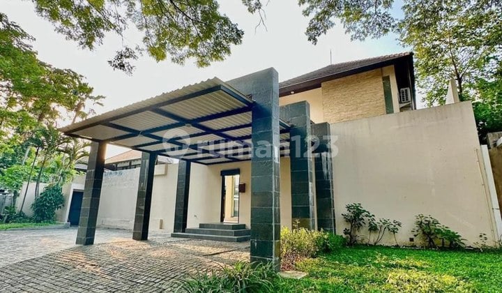 Dijual Rumah Lux Isen Dekat Pakuwon Indah, Graha Family Dan Citraland Surabaya Barat