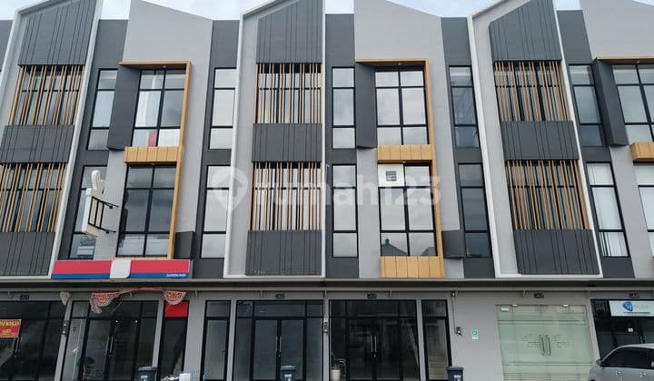 Ruko murah bagus 3 lantai row depan 20 meter lokasi e eastern park surabaya timur