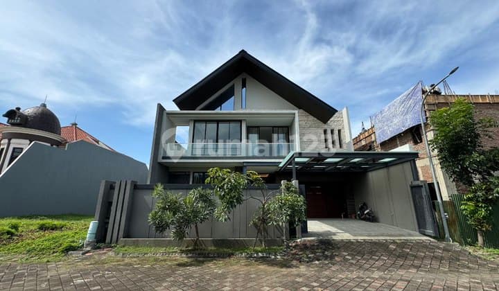Rumah Baru Mewah di Double Way Regency 21 Surabaya Timur