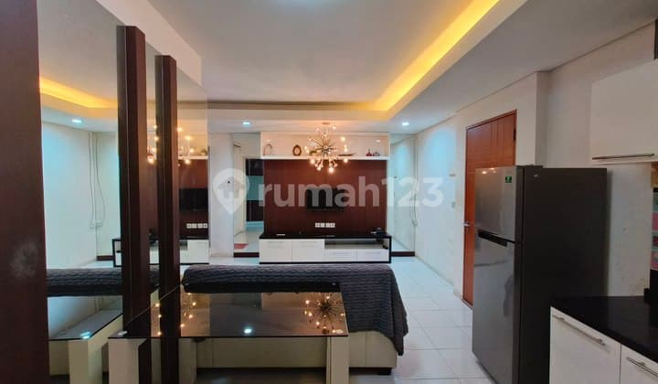 Apartemen 2 br east cost samping hokky supermareket pakuwon city