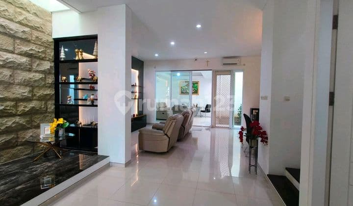 Rumah Bagus Siap Huni Citraland Surabaya Barat