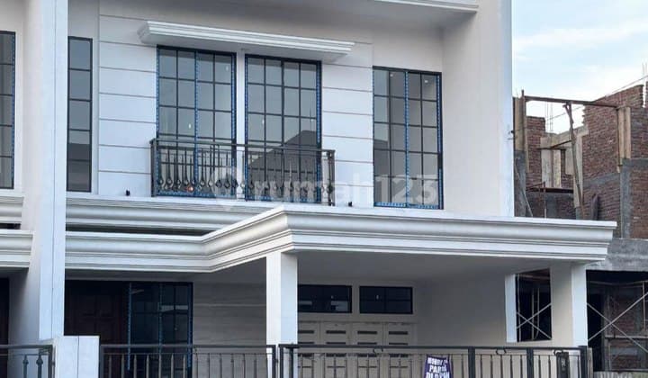 New House 500 Meters From Araya Galaxy Bumi Permai Boulevard Surabaya