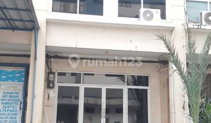 For Sale: Mall Shop House in Taman Palem, Opposite Cengkareng Hospital, Building Area 204M2 (4.5 X 15), 3 Floors.