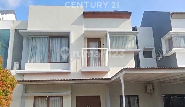 Rumah Minimalis Modern di Cluster Cassia, Jgc Jakarta Timur