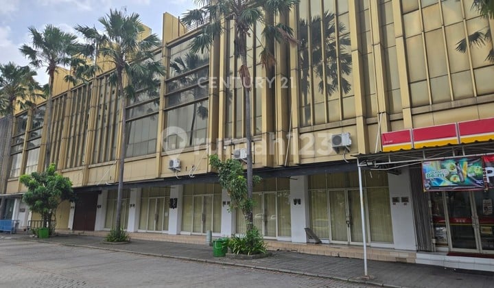 5 Units Commercial Attached Shophouses Golf Lake Near JOR Cengkareng Toll Road
