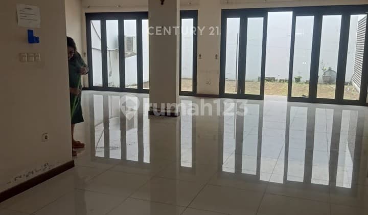 Dijual Rumah Di Cluster Asia Tropis Harapan Indah Bekasi