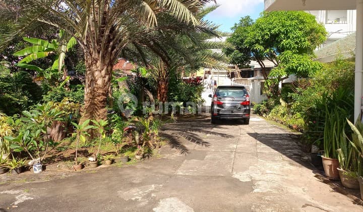 Tanah kavling strategis,murah sudah di pagar sekelilingnya Di Grogol Selatan .Kebayoran Lama Jakarta Selatan. Dekat ITC Permata Hijau, Apartement Belleza,Universitas Pertamina,Stasiun Kereta Api Kebayoran Lama