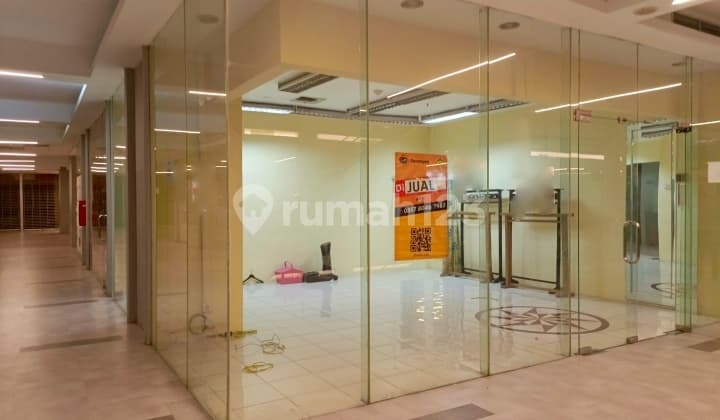 Dijual 1 Unit Toko Di Point Square Lebak Bulus, Jakarta Selatan. Dilalui Koridor Statsiun Mrt. Dekat Apartement, Toll Gate Pondok Indah.
