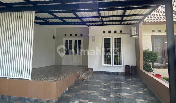 Rumah Modern Minimalis di Taman Sari Puri Bali Bojongsari Depok. Strategis Depan Shila Sawangan- The Park Mall Sawangan- Syarbuck Caffee , Hoka2 Bento, Rs Brawijaya - Rs Mitra Keluarga Sawangan. Dekat Dg Akses Tol dan Pool Trans Jakarta Lingkungan Asri Da
