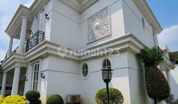 Dijual Segera!! Rumah Mewah di Jl. Mertilang, Bintaro Jaya Sektor 9. Lokasi Strategis ; Hanya 2 Menit Menuju Pintu Tol, Stasiun KRL, Bxc Mall, Rspb, Sekolah, Dll di Jl. Mertilang, Bintaro Jaya 9