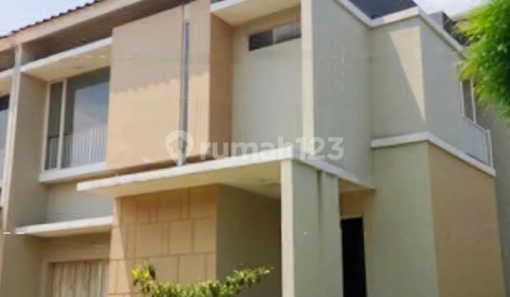 Dijual Cepat! B.u, Rumah Bagus Dijual di Kebayoran Village, Lokasi Strategis; Hanya 2 Menit Menuju Pintu Tol, Sasiun KRL, Mall, Rspb, Sekolah, Dll di Kebayoran Village, Bintaro Jaya!