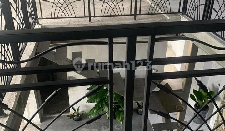 Dijual Cepat " Gedung Siap Pakai Baru, 5 Lantai " Di Jl. Lebak Bulus Raya Jakarta Selatan, Lokasi Strategis, 1 Menit Menuju Pintu Tol, Stasiun Mrt, Mall, Rs, Pusat Bisnis, Dll.