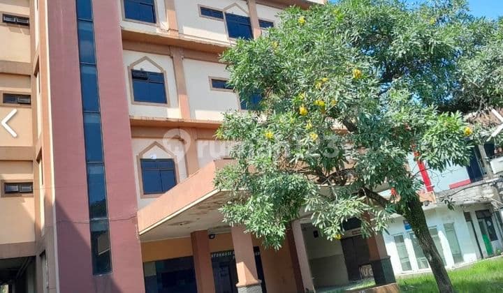 Dijual Cepat!!! Nego!! Ruang Usaha Ex Rumah Sakit, Lokasi Strategis; Dekat Akses Tol; Krl; Mall, Rs, Dll , Di Pamulang, Tangerang Selatan