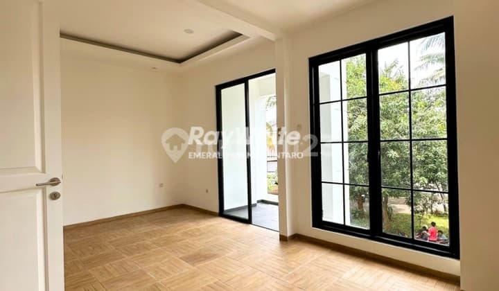 Newly Renovated House, in a Strategic Location; Close to Toll Access, KRL Station, Mall, Hospital, etc. in Puri Bintaro, Bintaro Jaya Sector 9