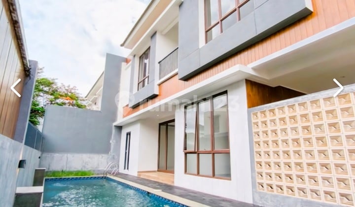 Istimewa, Dijual Segera ! Rumah Bangunan Baru, *Ada Kolam Renang; Lokasi Strategis; Hanya 2 Menit Menuju Pintu Tol; Stasiun KRL, Bxc Mall, Rspib, Sekolah Dll di Discovery Residence, Bintaro Jaya