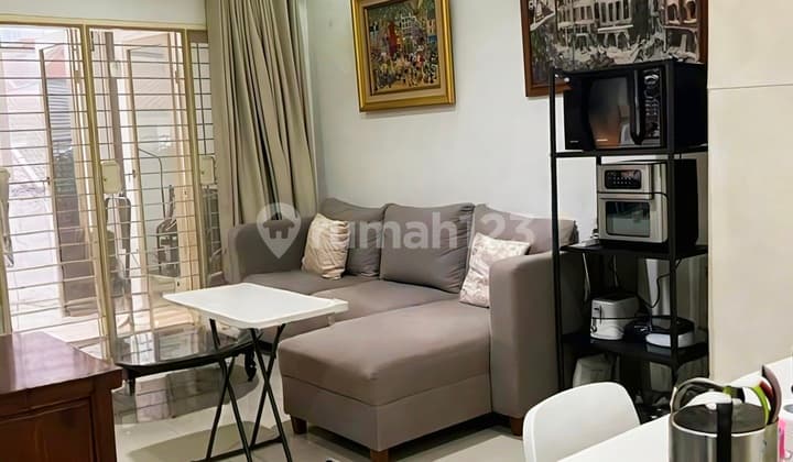Dijual Cepat!!! Turun Harga !! Hanya 2 Menit Menuju Pintu Tol, Mrt, Pondok Imdah Mall, Rspi, Dll Di Jl. Alam Permai, Pondok Indah, Jakarta Selatan